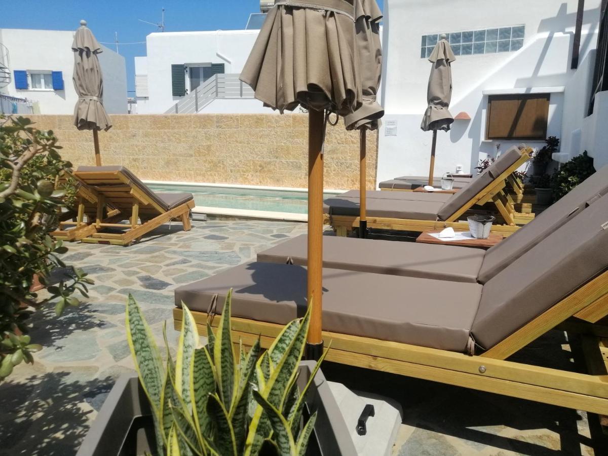 Christina Hotel, Adults Only, Heated Salt Water Pool Науса Екстер'єр фото